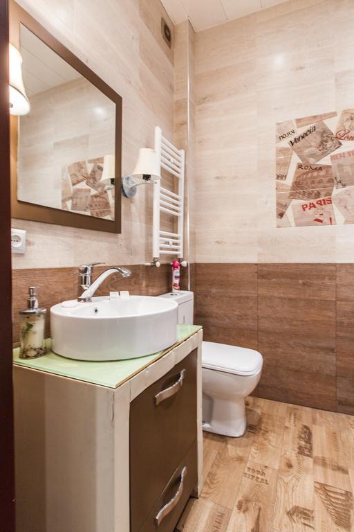 Sweet Home Apartment ティビリシ 部屋 写真