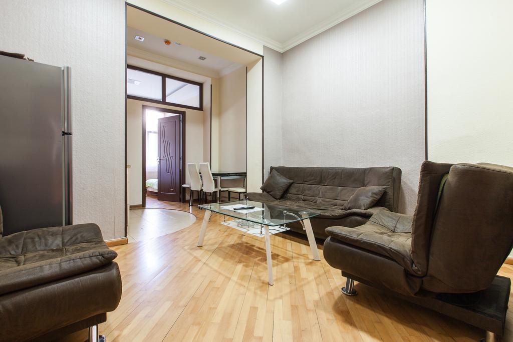 Sweet Home Apartment ティビリシ 部屋 写真