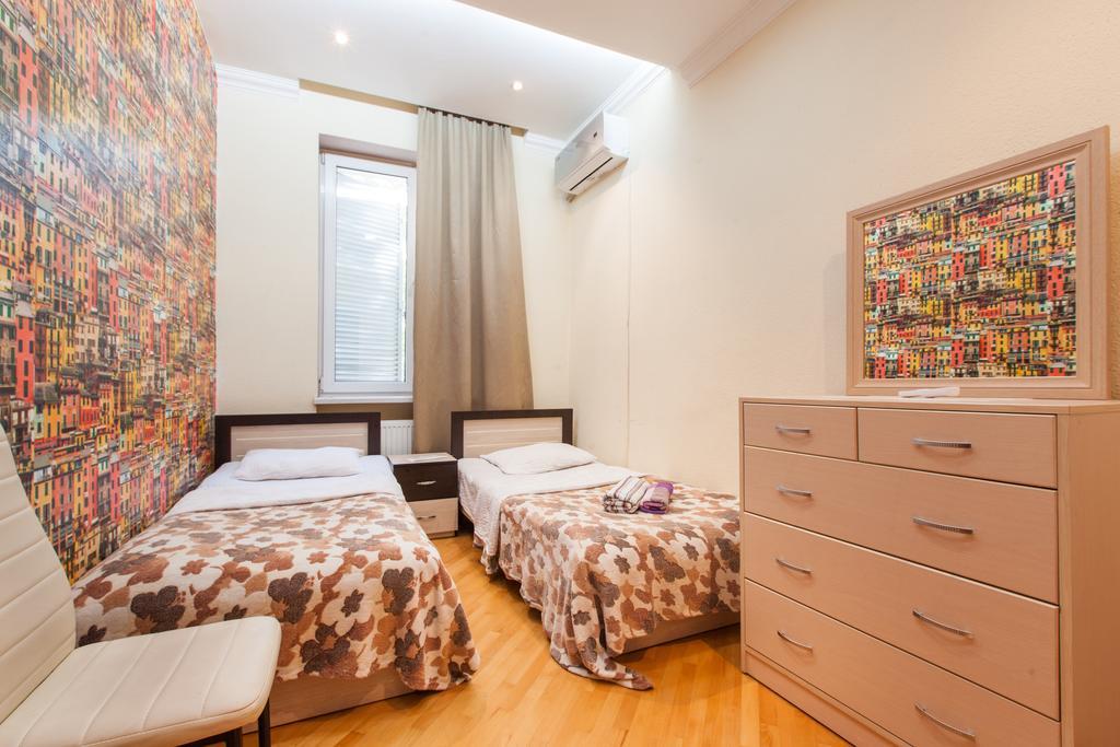 Sweet Home Apartment ティビリシ 部屋 写真