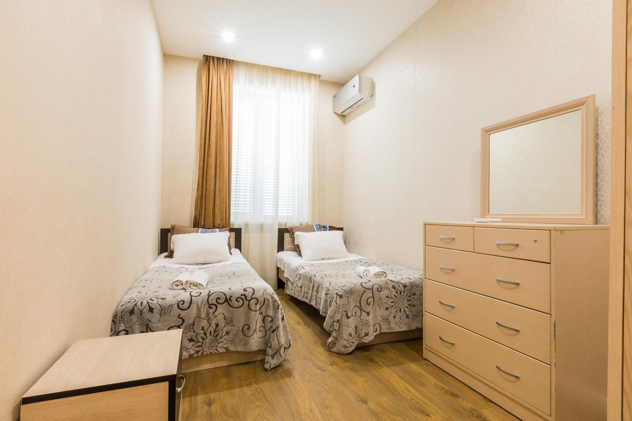 Sweet Home Apartment ティビリシ エクステリア 写真